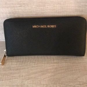 Black Michael Kors Wallet